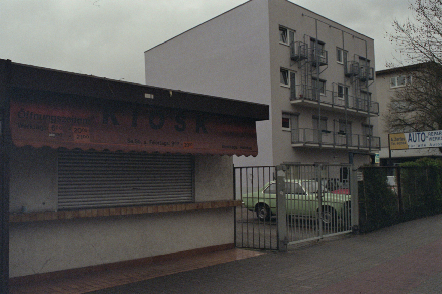 imm056_10-0.jpg