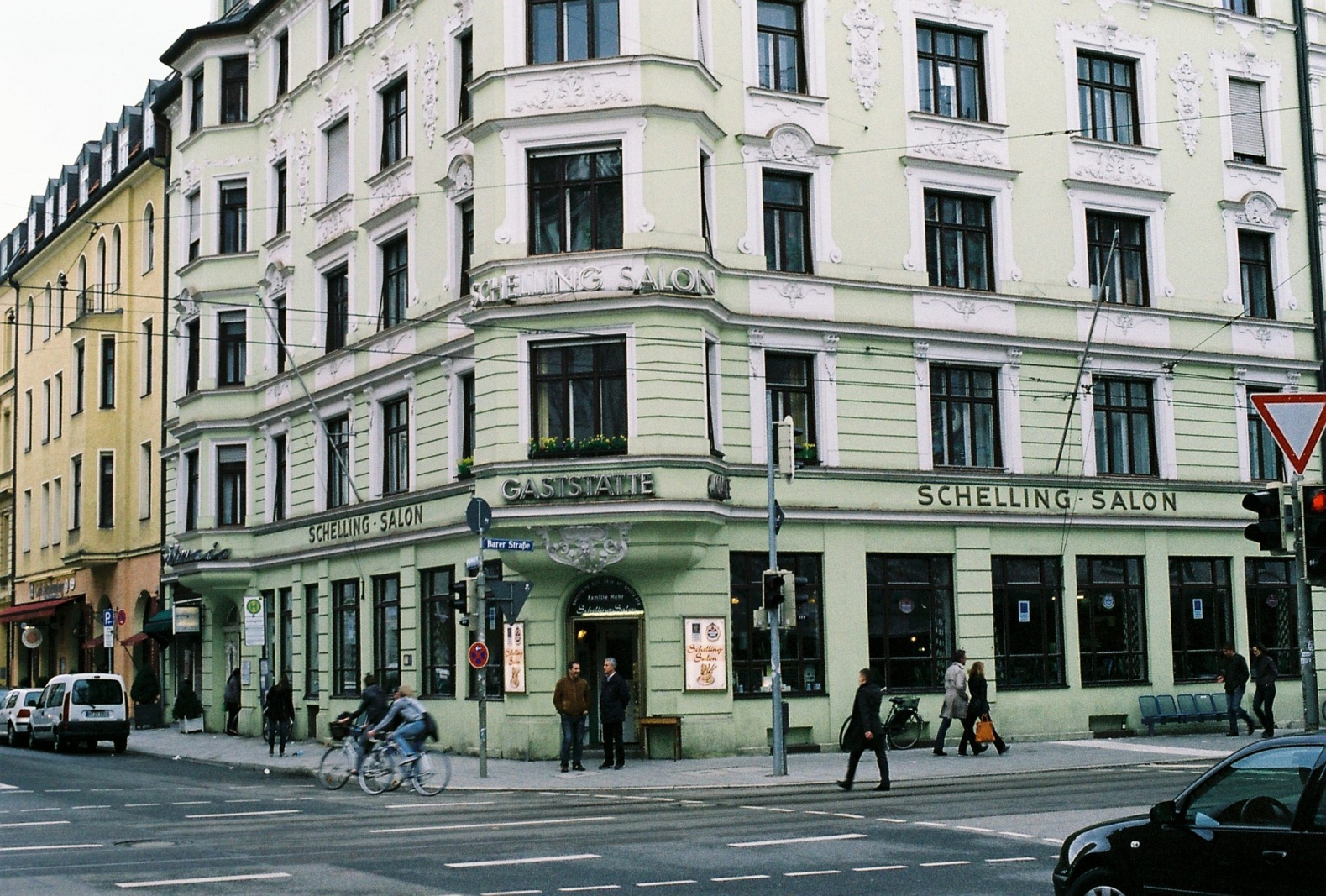 r1-33.jpg
