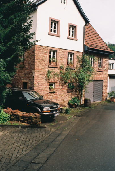 f1000023.jpg
