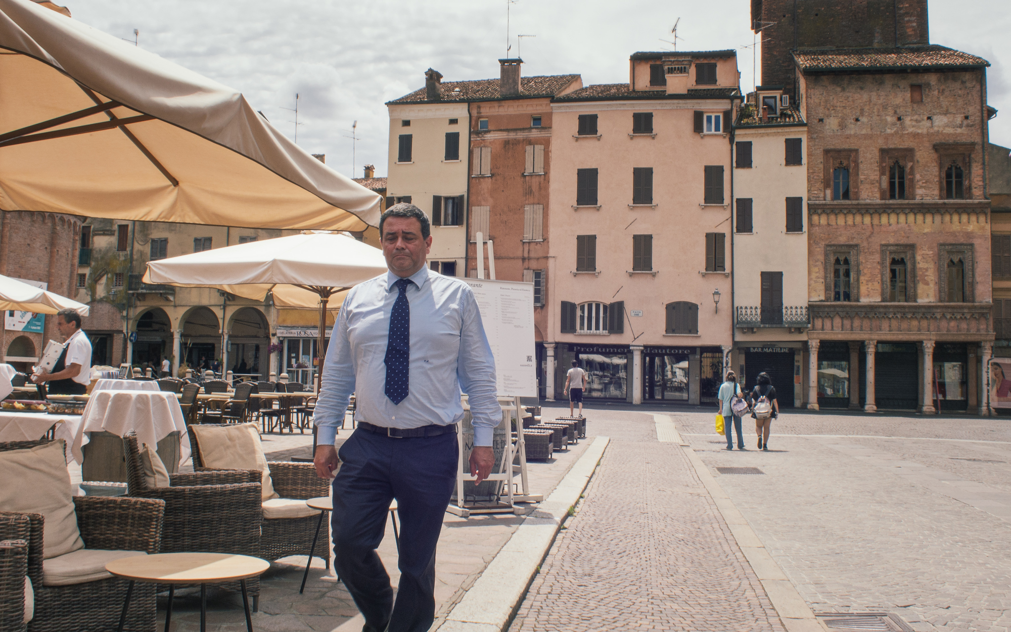 An insurance broker gets back to work after an extended lunch, Mantua June 2022